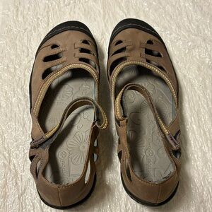 Jambu Taupe Strappy Sandals